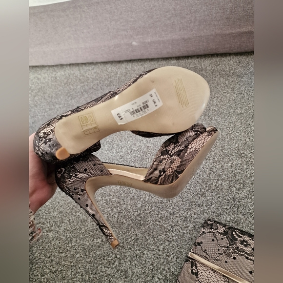 Brand new faith shoes and matching clutch bag. Shoes size 6 - Picture 3 of 7